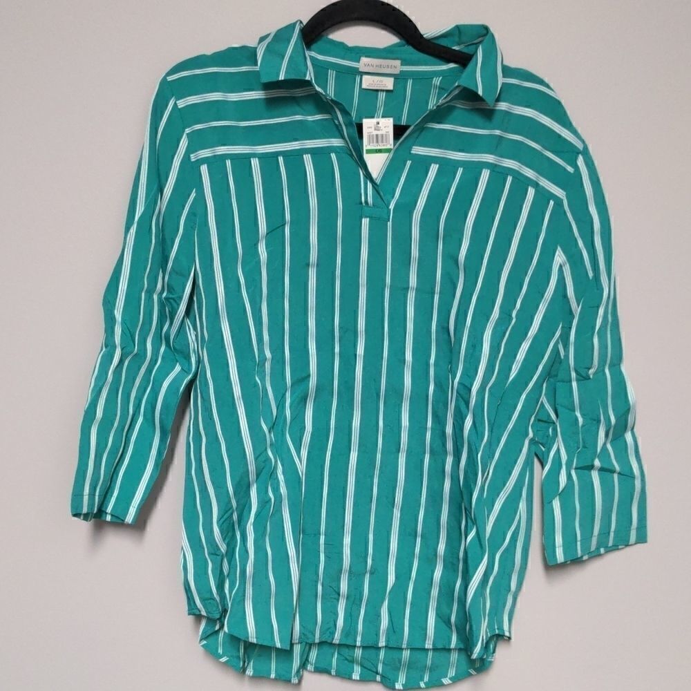 NWT Van Heusen Blouse
